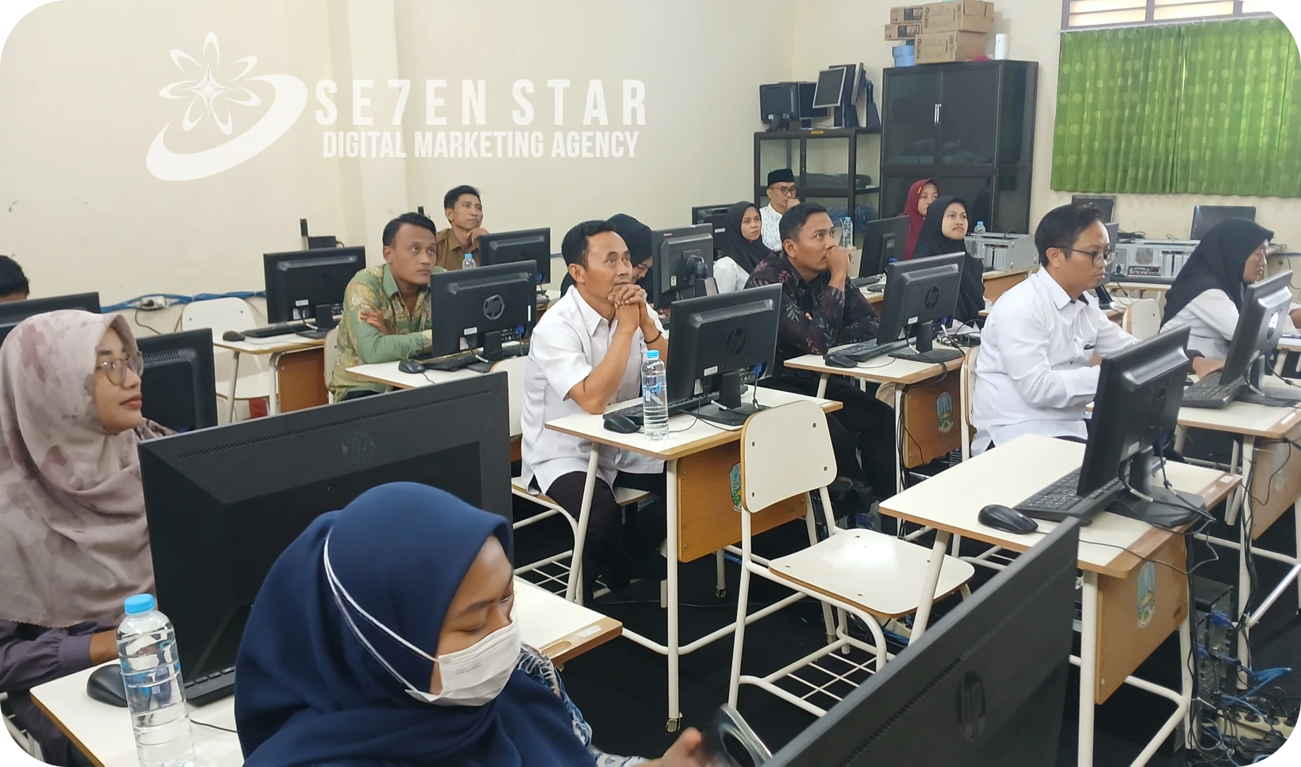 Ilustrasi SEO dan peringkat pencarian website